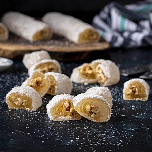 Klasik Hindistan Cevizli Cevizli Lokum Hediyelik Kutu