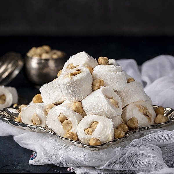 Sultan Hindistan Cevizli Fındıklı Lokum Hediyelik Kutu